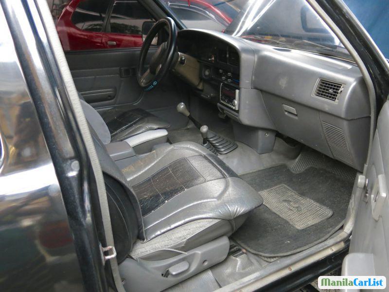 Toyota Hilux Manual 1996 in Philippines