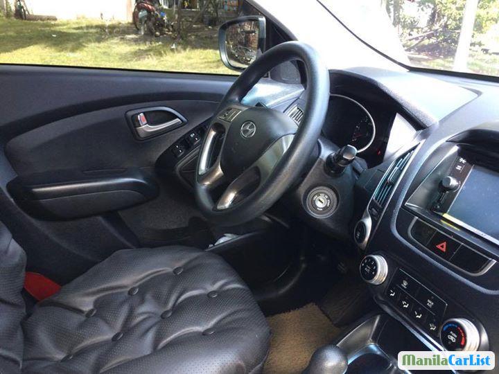 Hyundai Tucson Automatic 2010 - image 6