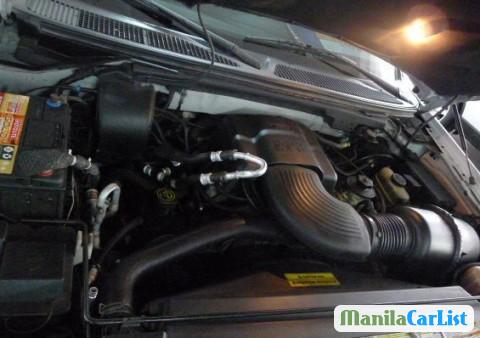 Ford Expedition Automatic 1999 in Metro Manila - image
