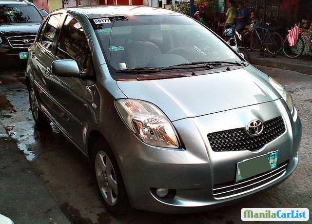 Toyota Yaris Automatic 2007 - image 2