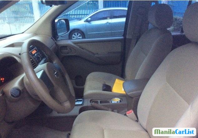 Nissan Navara Automatic 2010 in Metro Manila