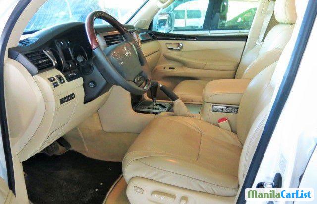 Lexus LS Automatic 2011 - image 3