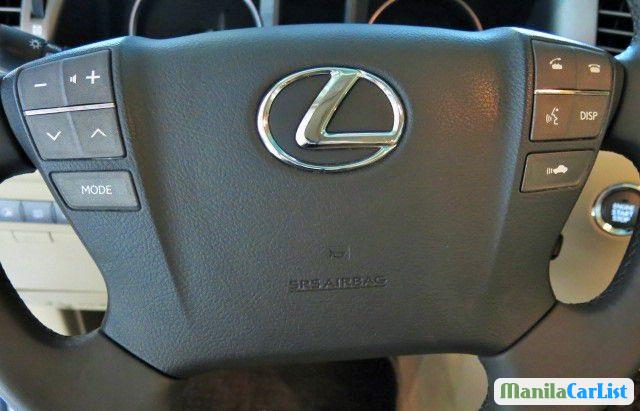 Lexus LS Automatic 2011 - image 6