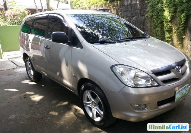 Toyota Innova Automatic 2008 - image 2