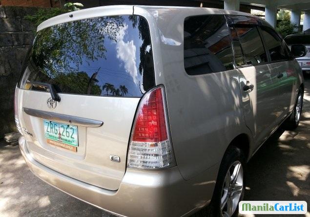 Toyota Innova Automatic 2008 - image 4