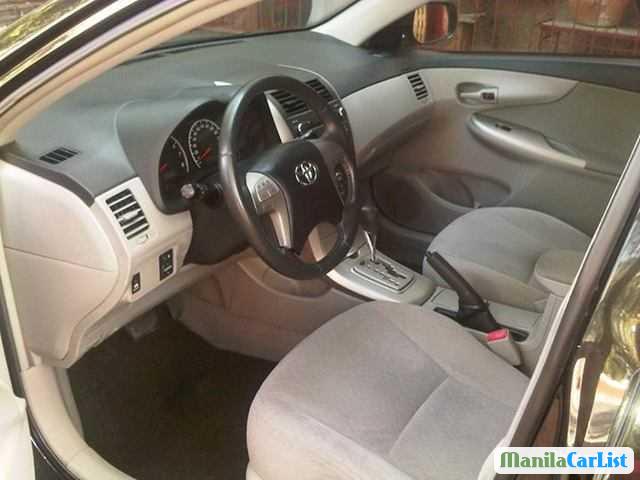 Toyota Corolla Automatic 2010 in Metro Manila