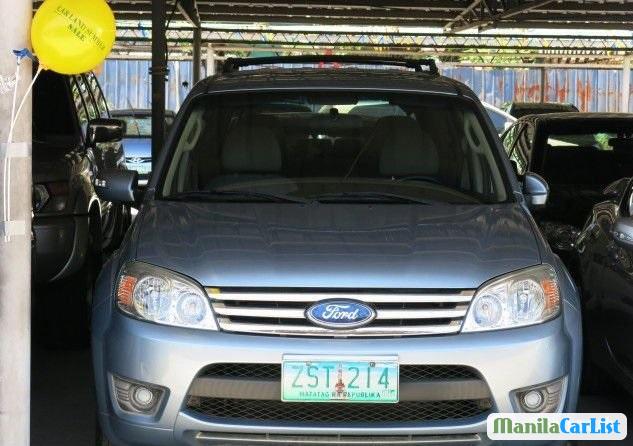 Pictures of Ford Escape 2009