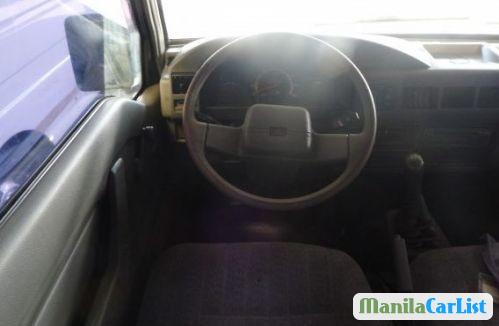 Mitsubishi L300 Automatic 2000 - image 3