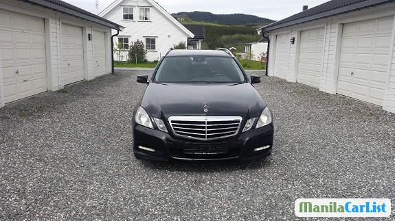 Picture of Mercedes Benz E-Class Automatic 2012