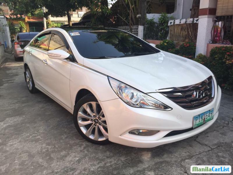 Pictures of Hyundai Sonata Automatic 2013