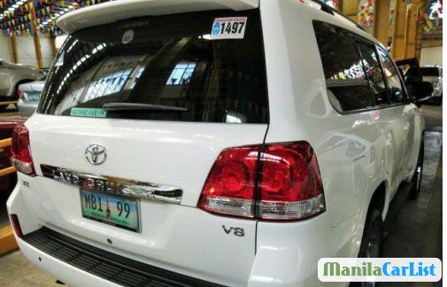 Toyota Land Cruiser - image 2