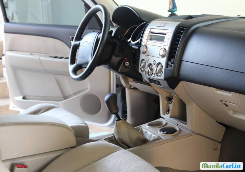 Ford Everest Manual 2010