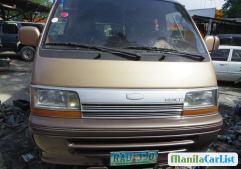 Pictures of Toyota Hiace Automatic 2000