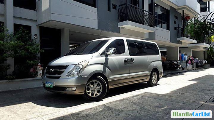 Pictures of Hyundai Starex Automatic 2009