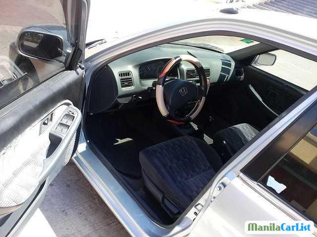 Honda City Manual 2001 - image 2