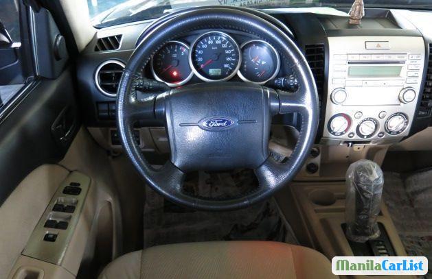 Ford Everest 2011 in Metro Manila