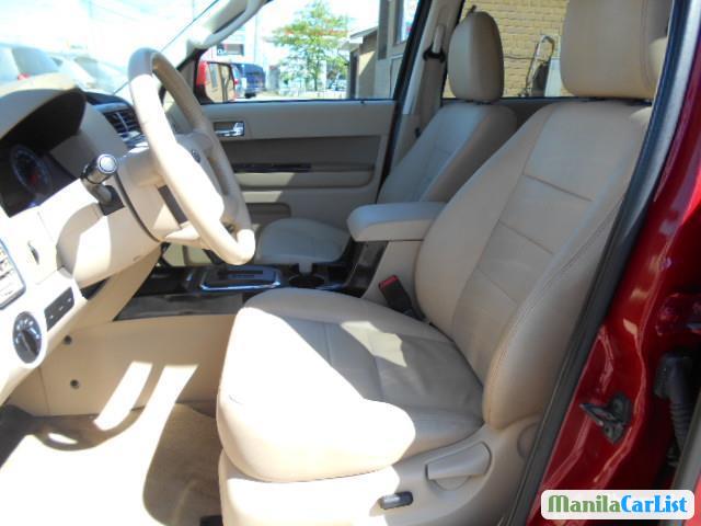Ford Escape Automatic 2010 - image 3