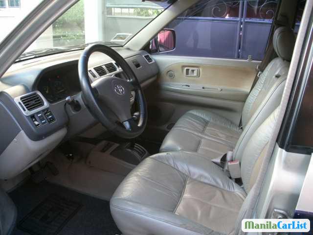 Toyota Revo Automatic 2013 - image 3