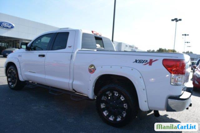 Toyota Tundra Automatic 2013 - image 3