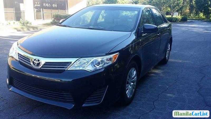 Toyota Camry Automatic 2012 - image 3