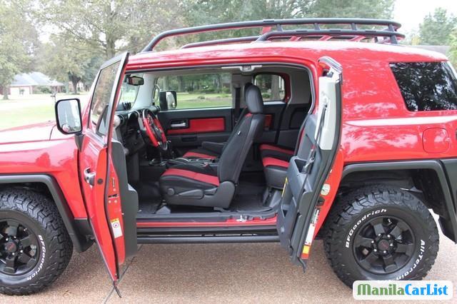 Toyota FJ Cruiser Automatic 2012 - image 8