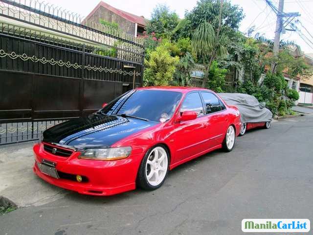 Pictures of Honda Accord Automatic 2000