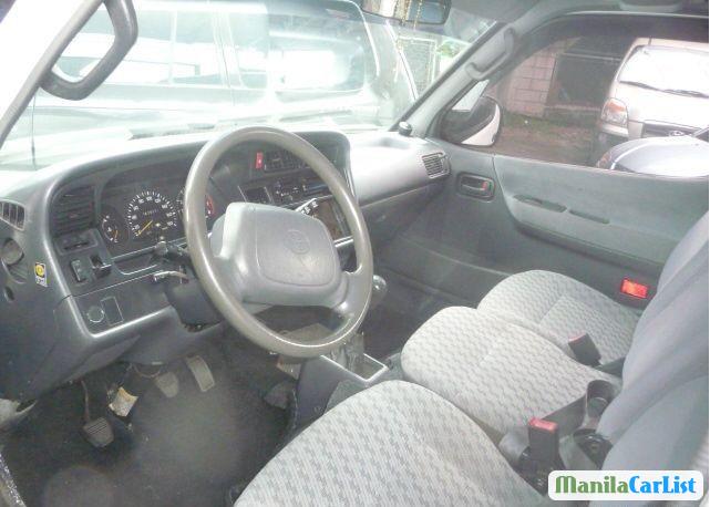 Toyota Hiace 2002 in Metro Manila