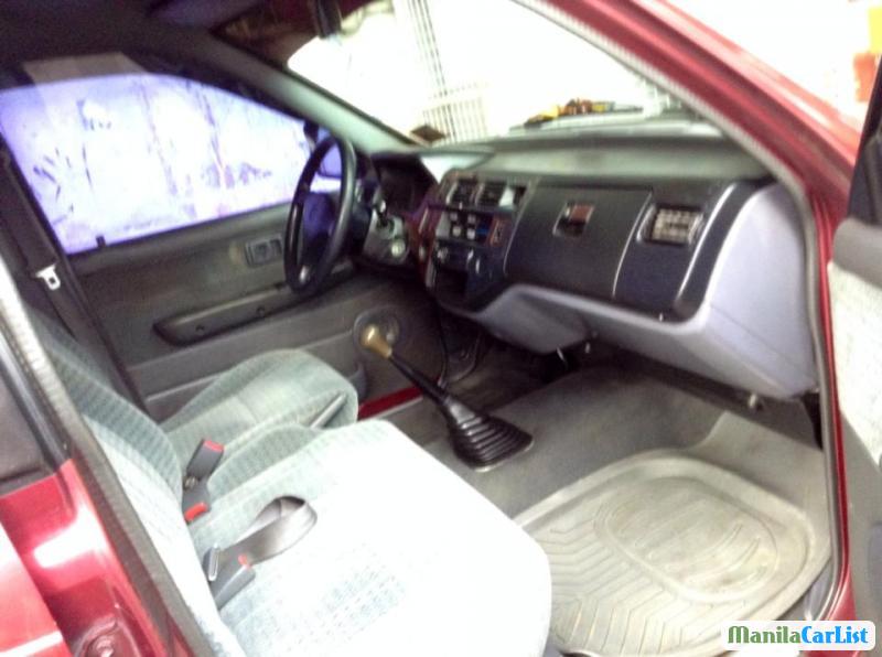 Toyota Revo Manual 1999 - image 2