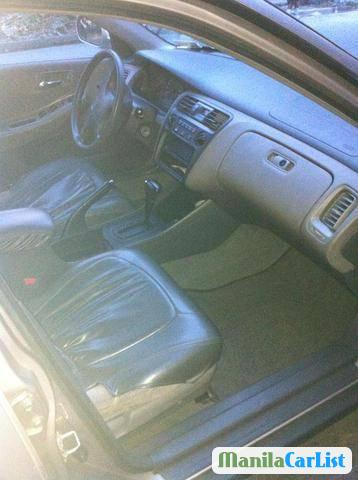 Honda Accord Automatic 2000 - image 2