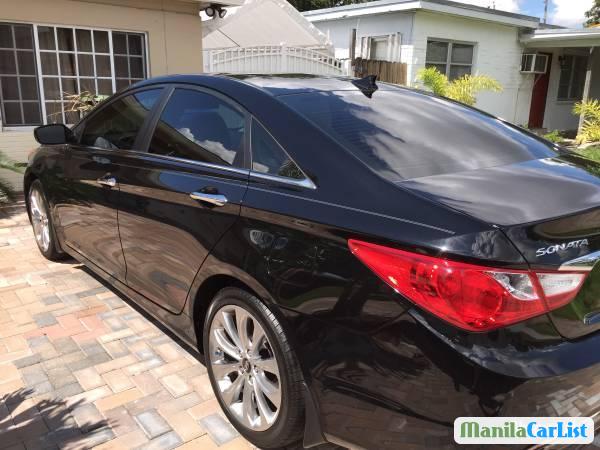 Hyundai Sonata - image 5