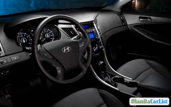 Hyundai Sonata - image 6