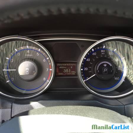 Hyundai Sonata - image 7