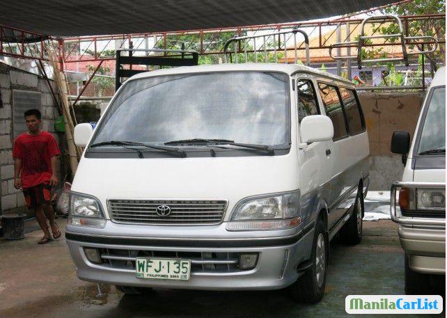 Pictures of Toyota Hiace 1999