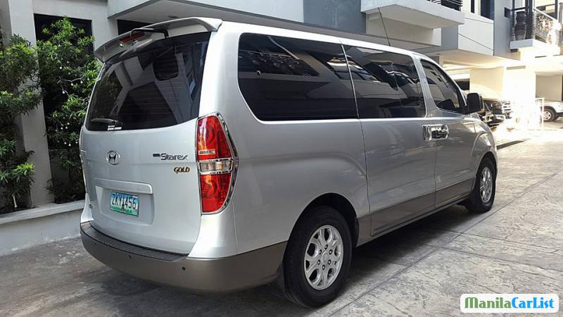 Hyundai Grand Starex Automatic 2009