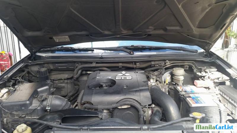 Mitsubishi Montero Sport Automatic 2010 - image 4