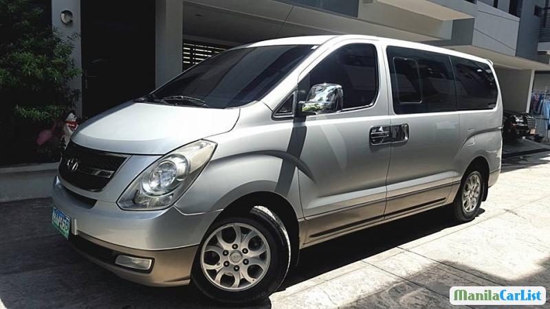 Hyundai Starex Automatic 2009