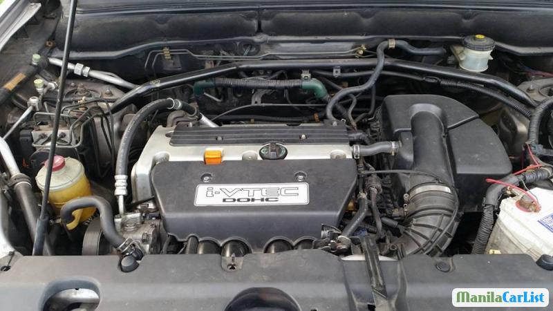 Honda CR-V Automatic - image 4