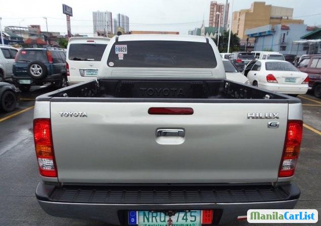 Toyota Hilux Manual 2010