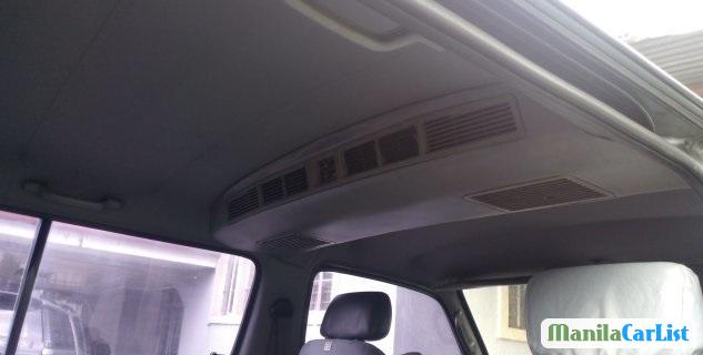 Toyota Hiace 2000 - image 3