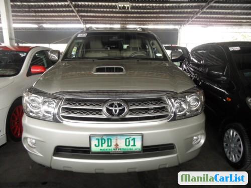 Picture of Toyota Fortuner Automatic 2009