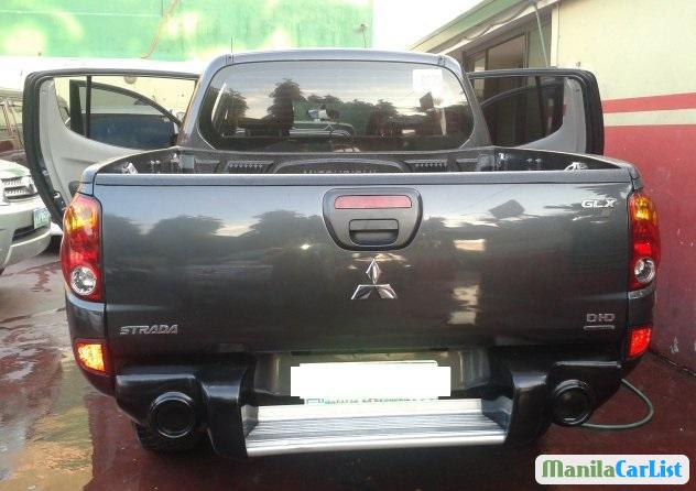 Mitsubishi Strada Automatic 2012 in Aurora
