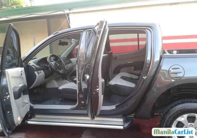 Mitsubishi Strada Automatic 2012 in Philippines