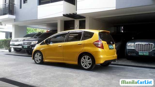 Honda Jazz Automatic 2010 - image 3