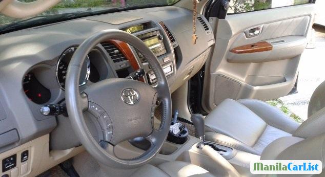 Toyota Fortuner 2010 in Metro Manila