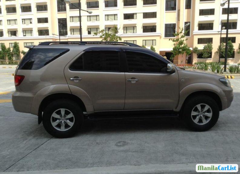Toyota Fortuner 2008 - image 3