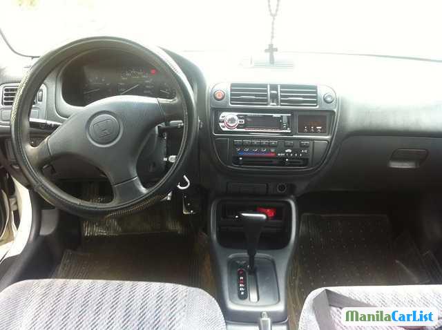 Honda Civic Automatic 2000 - image 2