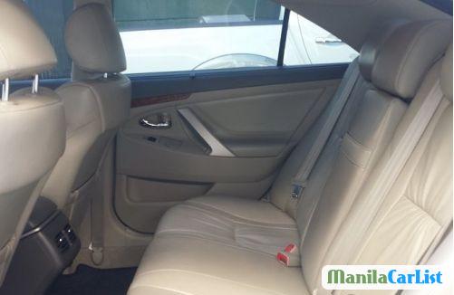 Toyota Camry - image 5