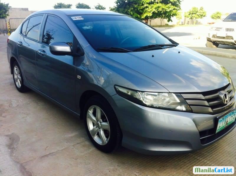 Honda City Automatic 2009 - image 2